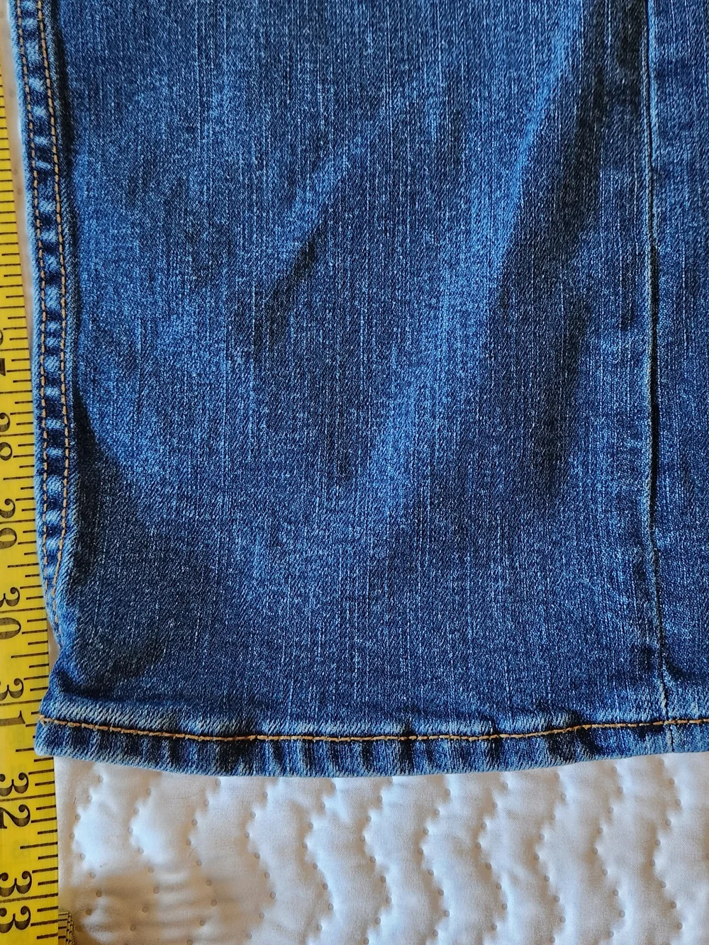 Banana Republic Men’s Straight Jeans in Dark Blue Denim Men's Size 33x34